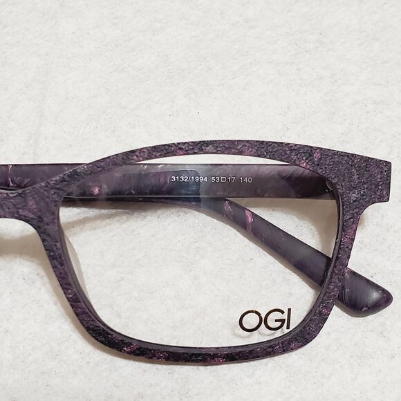 Womens OGI Purple Textured Eyeglasses Frames And Case 53-17-140 Never Worn